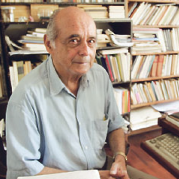 Carlos Germán Belli 
